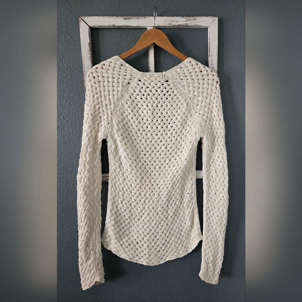 Old Navy White Lattice Open-Knit Long Sleeve Sweater - Size Medium (M) - Picture 4 of 5